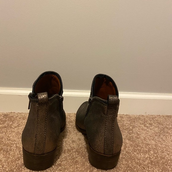 Lucky Brand Shimmery Booties Size 7 - Picture 4 of 5